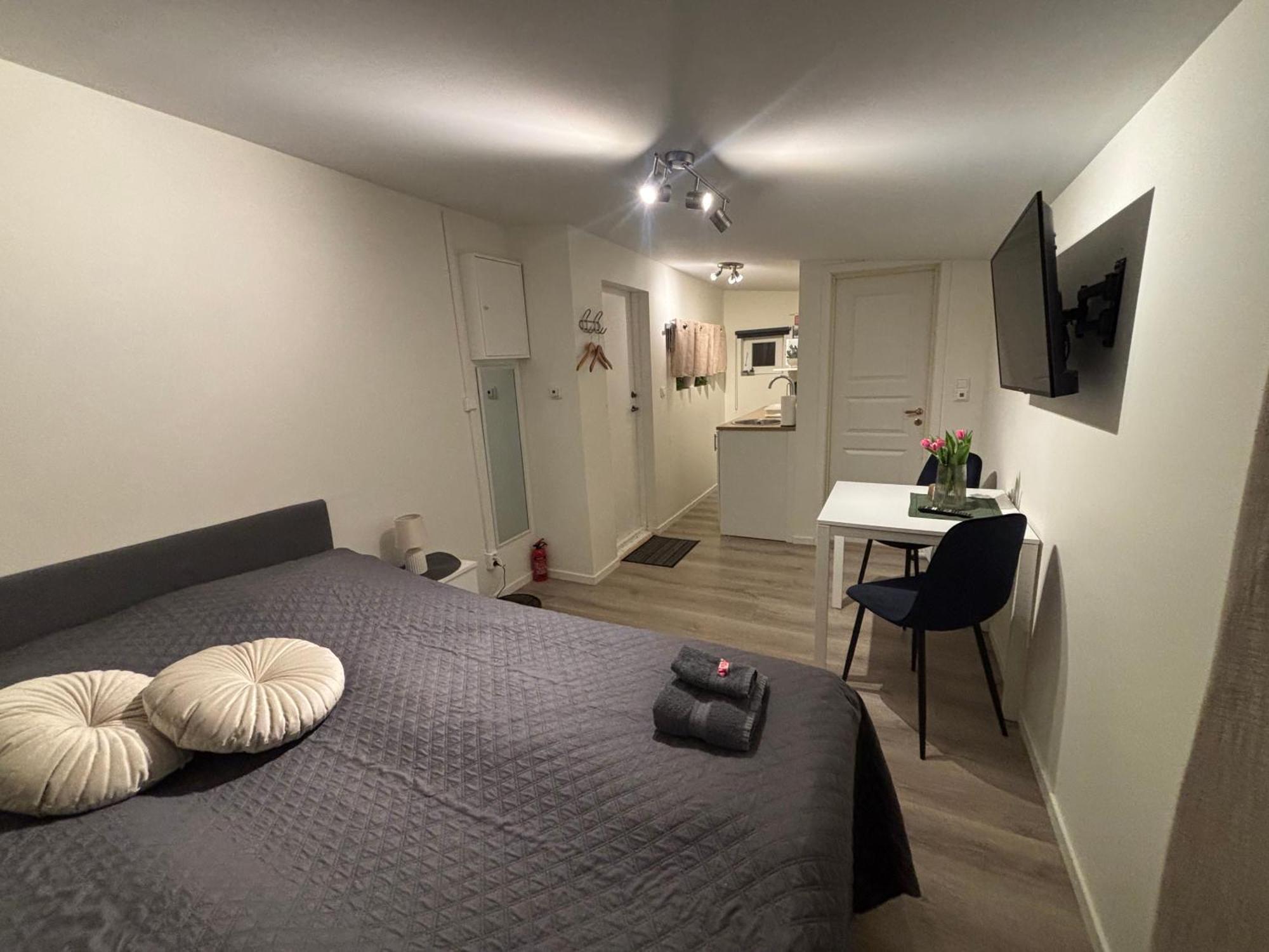 Litle Cozy Apartment In Alesund Exterior photo